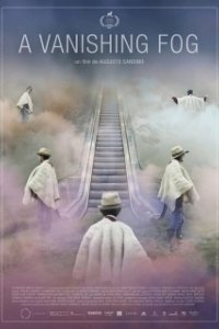 Постер Исчезающий туман (Entre la niebla)